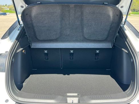 New 2026 Buick Envista Sport Touring w/ Convenience I Package FWD image 36