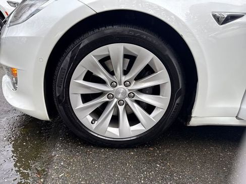 Used 2018 Tesla Model S 75D image 28