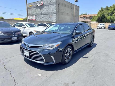 Used 2016 Toyota Avalon XLE Premium FWD image 13