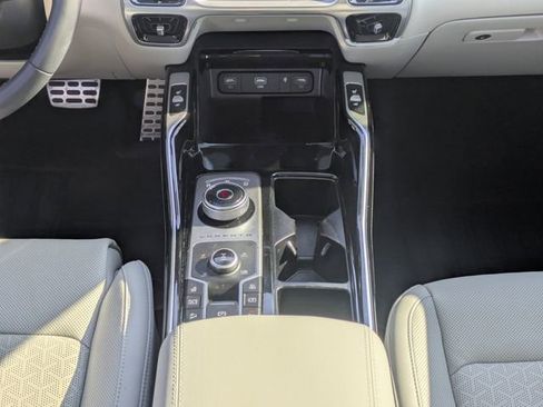 Used 2024 Kia Sorento SX Prestige image 20