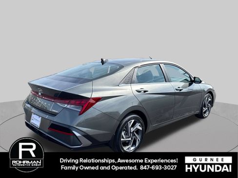 Certified 2026 Hyundai Elantra Limited FWD image 10