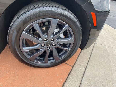 Used 2022 Chevrolet Equinox RS w/ LPO, Floor Liner Package image 23