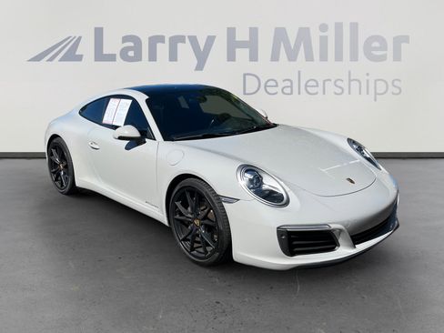 Used 2019 Porsche 911 Carrera RWD image 7
