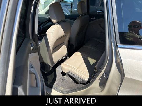 Used 2018 Ford Escape Titanium FWD image 19