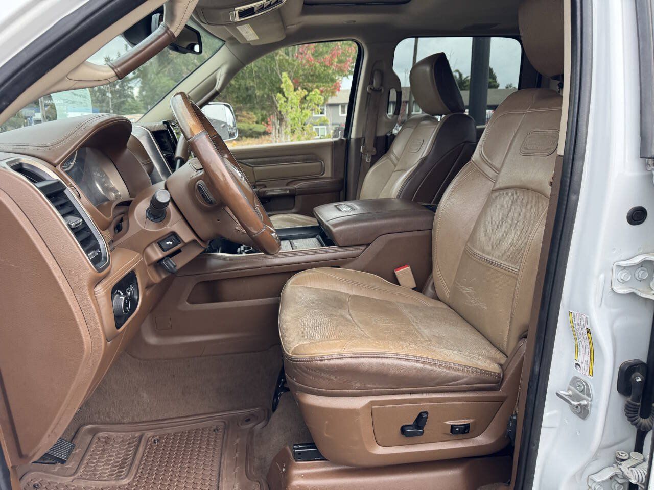 Used 2019 RAM 2500 Limited AWD/4WD image 14