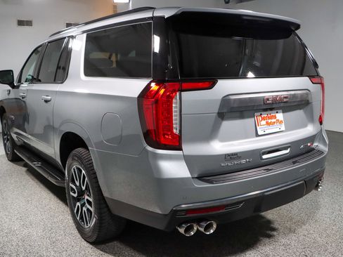 Used 2023 GMC Yukon XL AT4 AWD/4WD image 9