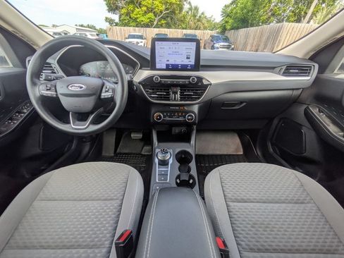Used 2020 Ford Escape SE FWD image 15