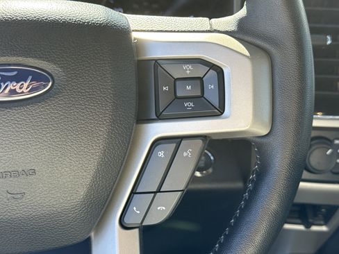 Certified 2019 Ford F250 Lariat w/ Lariat Ultimate Package image 27