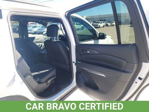 Used 2024 Chevrolet Traverse LT w/ LPO, Floor Liner Package image 26