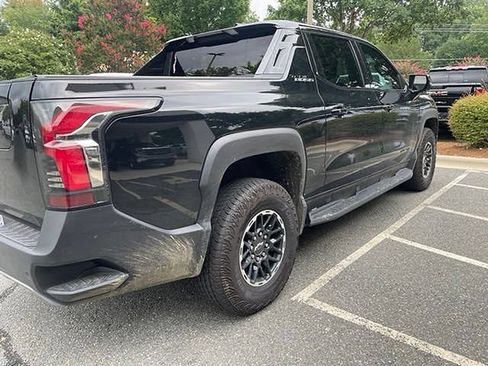 Used 2026 Chevrolet Silverado EV Trail Boss w/ Plus Package AWD/4WD image 3