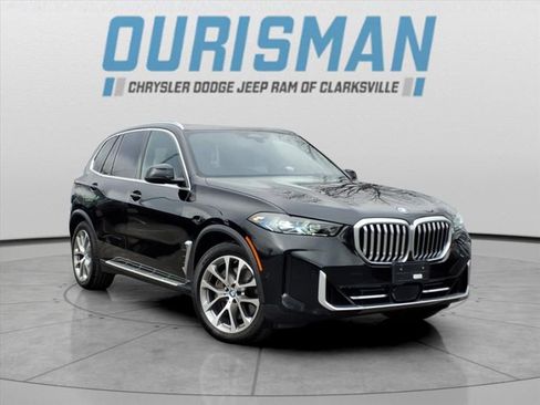 Used 2025 BMW X5 xDrive50e image 1