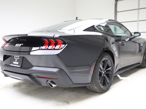 New 2026 Ford Mustang GT image 5