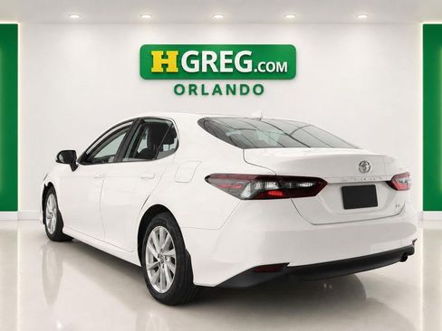 Used 2021 Toyota Camry LE FWD image 2