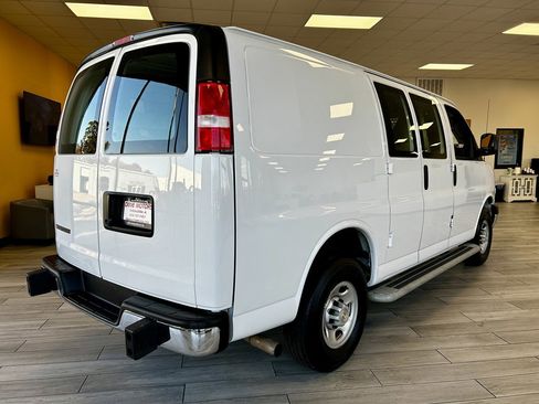 Used 2024 Chevrolet Express 2500 w/ Driver Convenience Package image 6