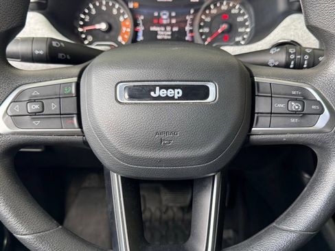 Used 2023 Jeep Compass Sport AWD/4WD image 6