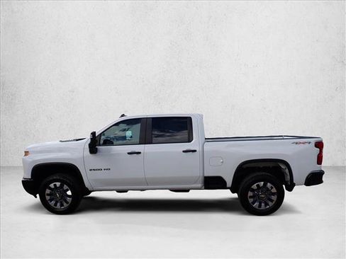 Used 2024 Chevrolet Silverado 2500 Custom w/ Custom Value Package AWD/4WD image 2