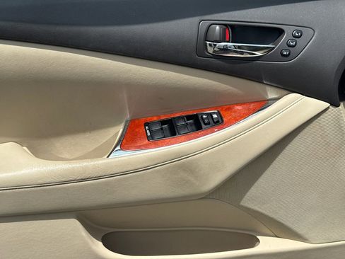 Used 2010 Lexus ES 350 FWD image 10