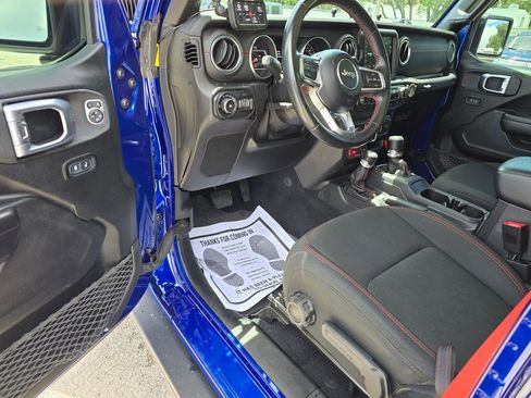 Used 2020 Jeep Wrangler Unlimited Rubicon w/ Quick Order Package 28Y Recon AWD/4WD image 18