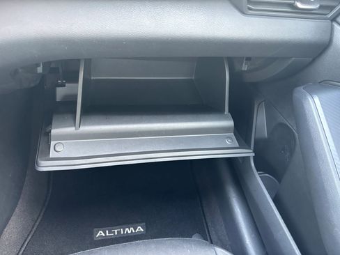 Used 2022 Nissan Altima 2.5 SV image 31