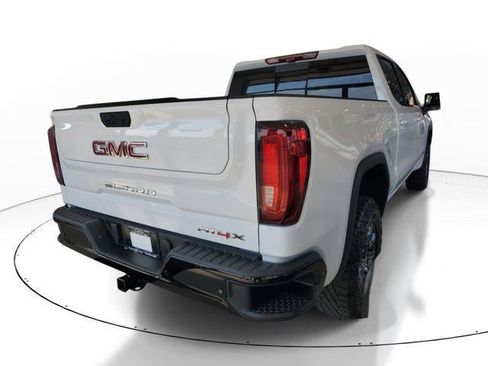 New 2026 GMC Sierra 1500 AT4X image 3
