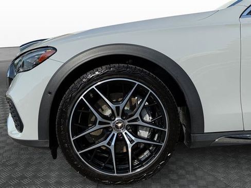 Used 2025 Mercedes-Benz E 450 4MATIC All-Terrain Wagon w/ Driver Assistance Package image 9