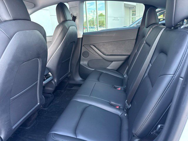 Used 2021 Tesla Model Y Long Range AWD/4WD image 13