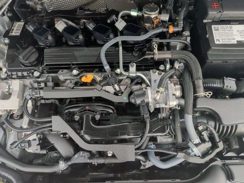 Used 2025 Toyota Corolla LE FWD image 33