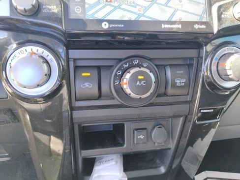 Used 2021 Toyota 4Runner TRD Off-Road Premium image 17