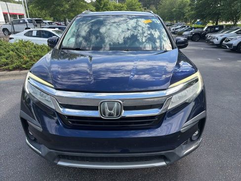 Used 2019 Honda Pilot Touring image 3
