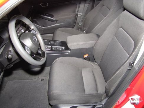 Certified 2023 Honda Civic LX image 9