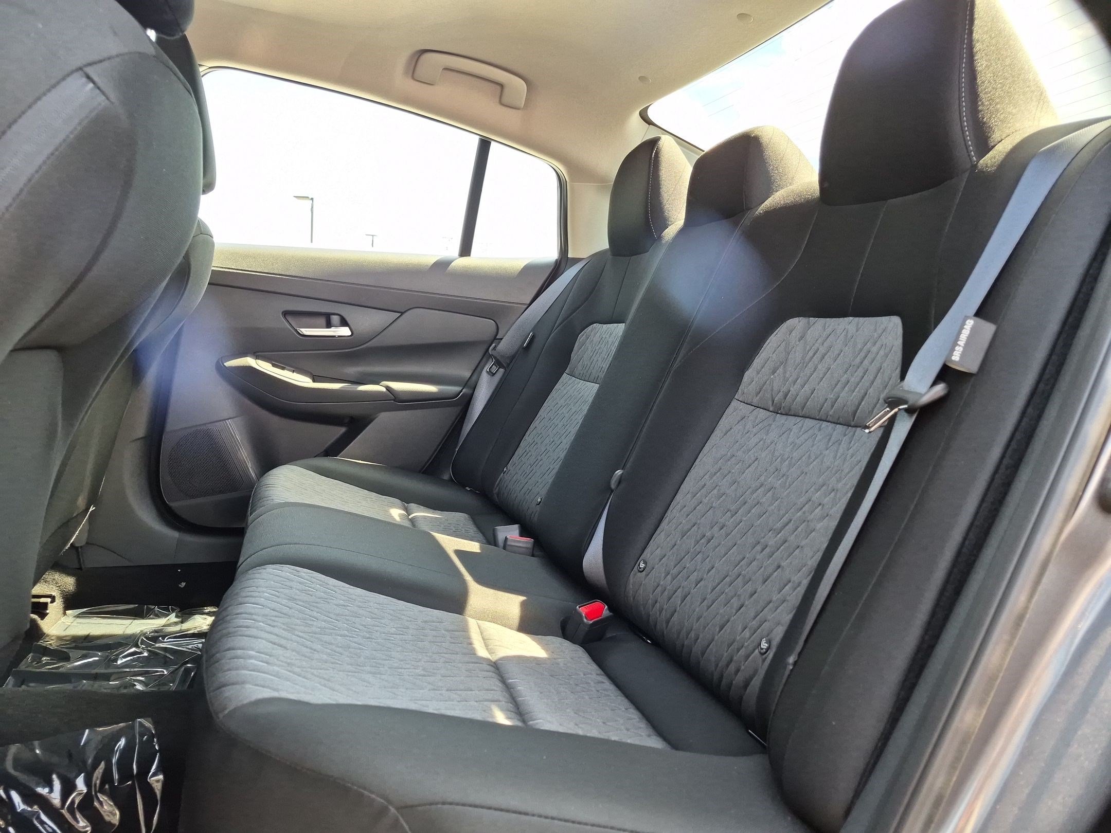 New 2027 Nissan Sentra SV w/ SV Convenience Package FWD image 11