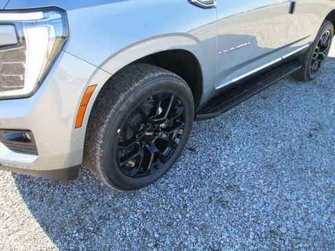 New 2026 GMC Yukon Elevation w/ Elevation Premium Package image 10