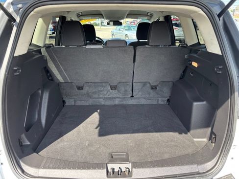Used 2019 Ford Escape SE AWD/4WD image 9