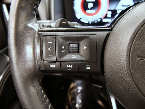 Used 2021 Nissan Rogue Platinum image 22