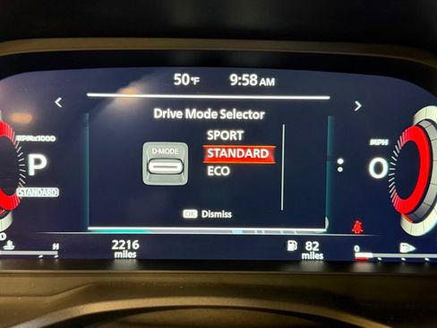 Used 2025 Nissan Rogue Platinum image 33