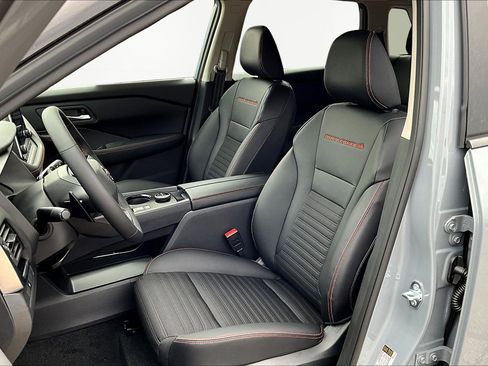 New 2026 Nissan Rogue SV AWD/4WD image 16