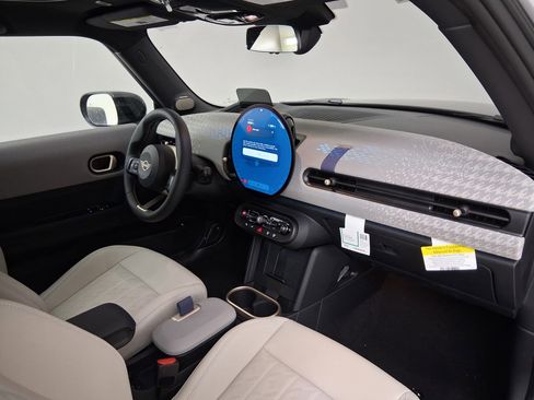 New 2026 MINI Cooper 2-Door Hardtop FWD image 28