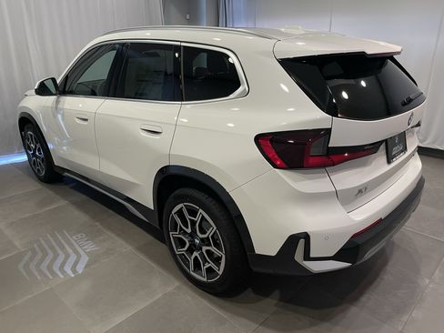 New 2026 BMW X1 xDrive28i w/ Technology Package AWD/4WD image 4