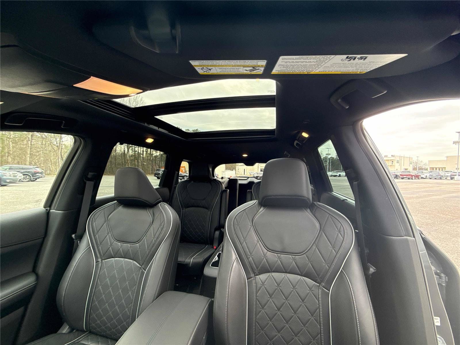 Used 2025 INFINITI QX60 Autograph w/ Cargo Package AWD/4WD image 22
