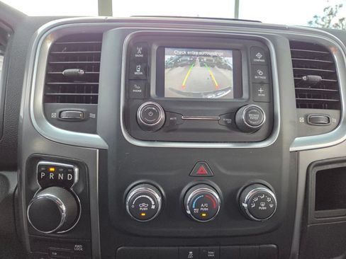 Used 2021 RAM 1500 Classic SLT AWD/4WD image 35