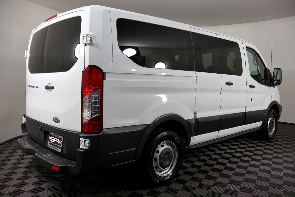 Used 2017 Ford Transit 150 XL RWD image 8
