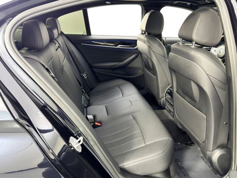 Used 2021 BMW 540i w/ M Sport Package image 43