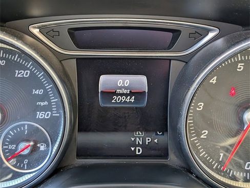 Used 2019 Mercedes-Benz GLA 250 GLA 250 image 23