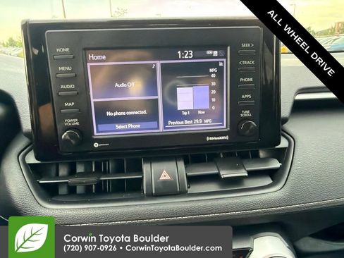 Used 2021 Toyota RAV4 XLE AWD/4WD image 27