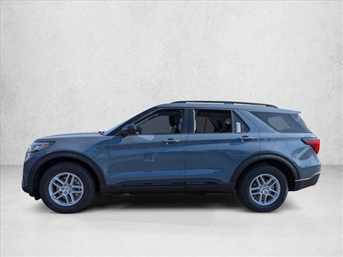 New 2026 Ford Explorer Active RWD image 5