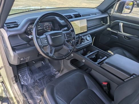 Used 2022 Land Rover Defender 90 X-Dynamic HSE AWD/4WD image 10