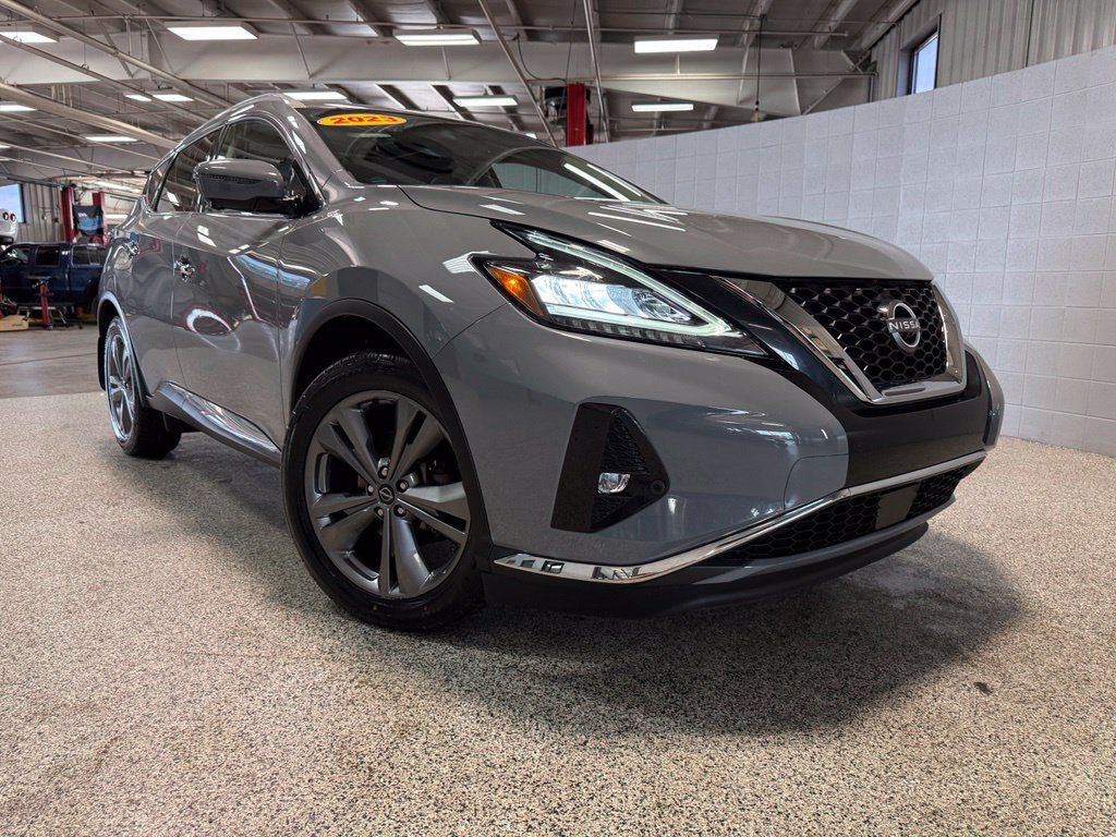 Used 2023 Nissan Murano Platinum AWD/4WD image 1