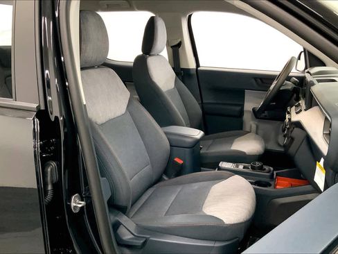 Used 2023 Ford Maverick XLT image 7