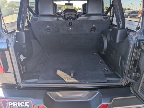 Used 2021 Jeep Wrangler Unlimited Rubicon image 6