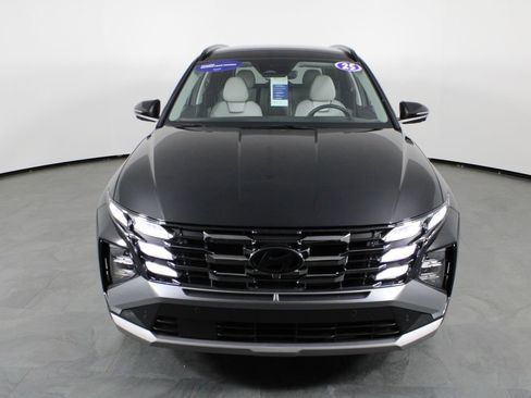 Certified 2025 Hyundai Tucson Limited image 12